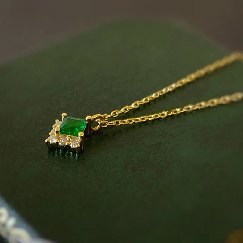 0.15 Carat Square Natural Emerald 18K Gold 0.025ct Real Natural Diamond Gemstone Vintage Pendant Necklace