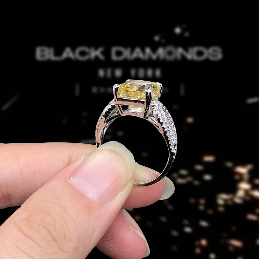 14k White Gold 4.0 Ct Yellow Diamond Engagement Ring