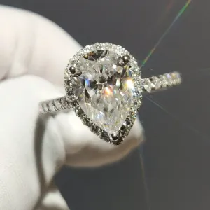 18K White Gold Pear Cut 1ct Diamond Water Drop Engagement Ring