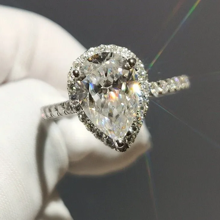 18K White Gold Pear Cut 1ct Diamond Water Drop Engagement Ring