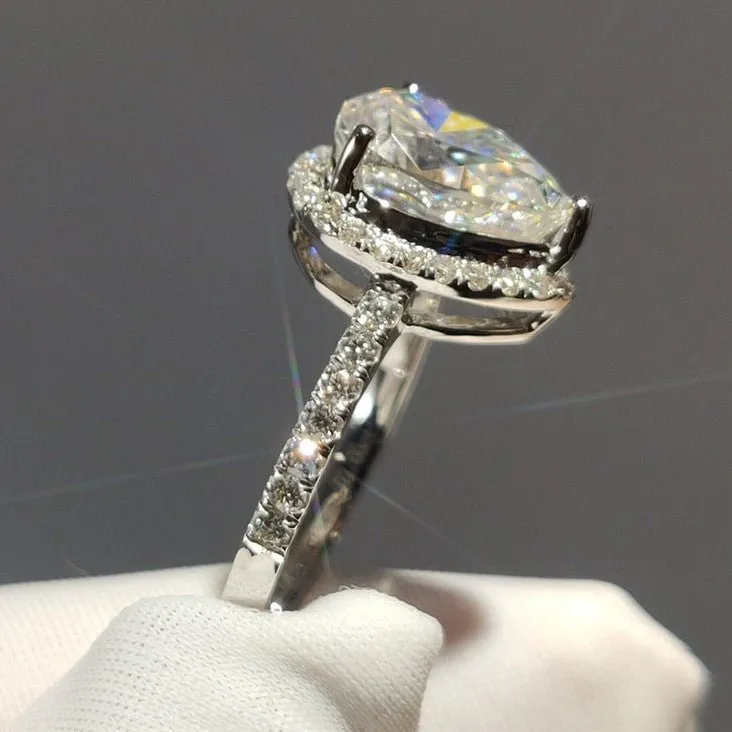 18K White Gold Pear Cut 1ct Diamond Water Drop Engagement Ring