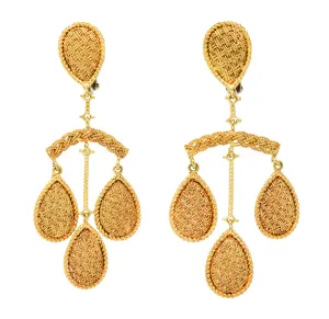1970's Ruth Satsky 18 Karat Gold Chandelier Drop Ear-Clip Earrings