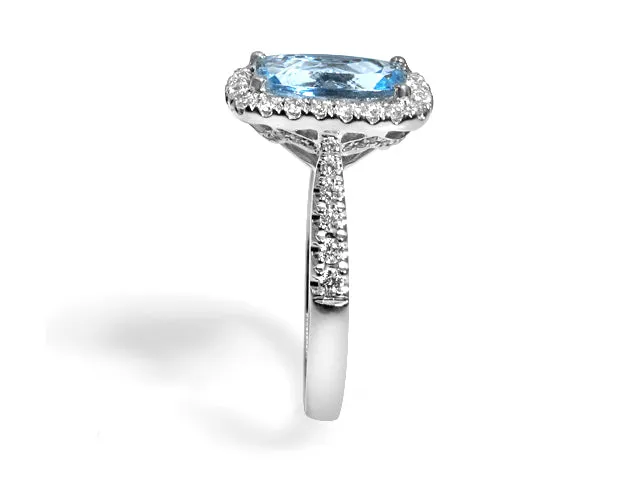 3.06ct tw Aquamarine and Diamond Ring