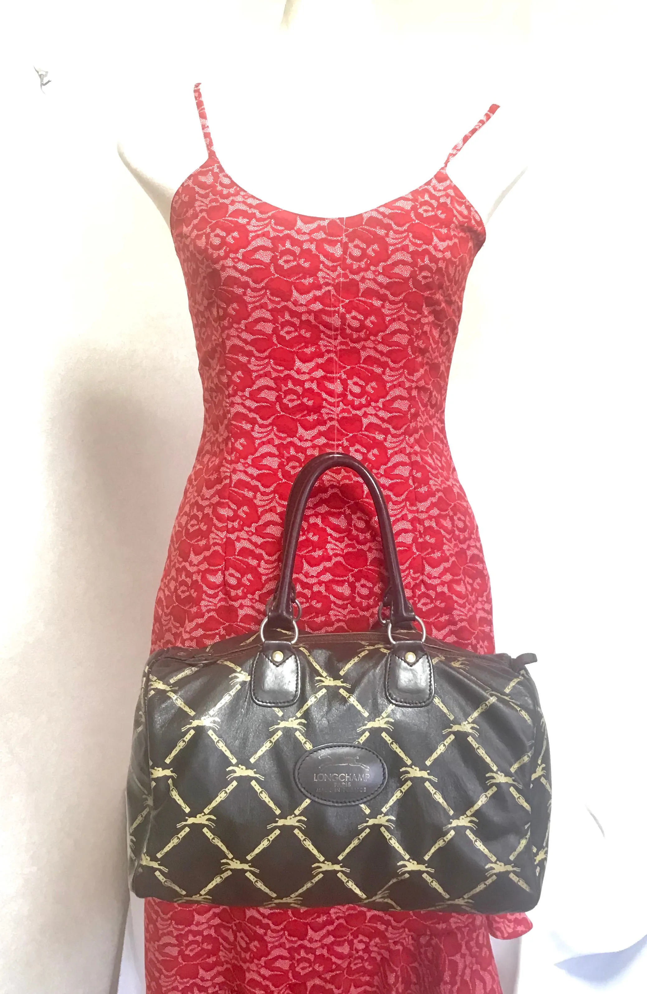 80's vintage Longchamp classic dark brown nappa leather mini speedy style handbag. Classic bag for unisex use. 061022re1