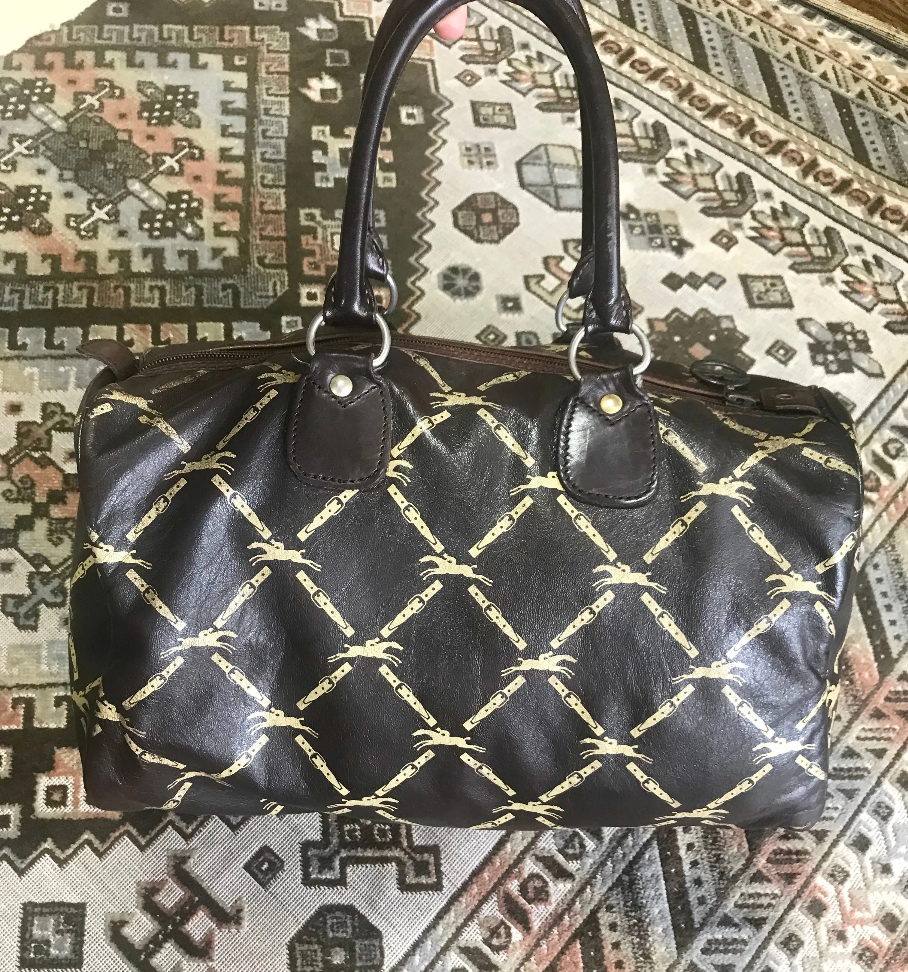 80's vintage Longchamp classic dark brown nappa leather mini speedy style handbag. Classic bag for unisex use. 061022re1
