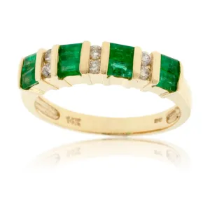 Alternating Emerald & Diamond Ring