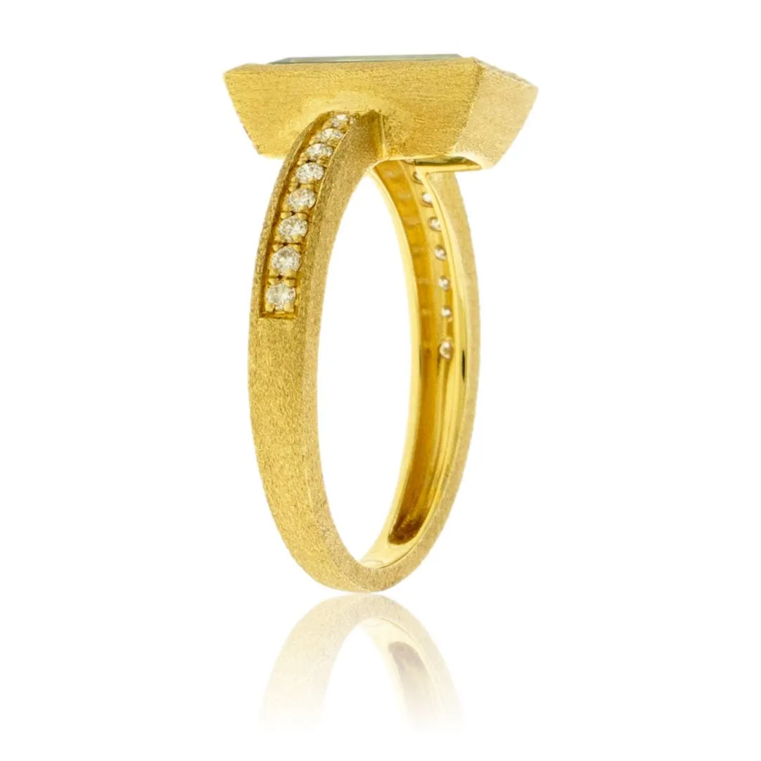 Baguette-Cut Aquamarine in Yellow Gold with Diamond Accented Band