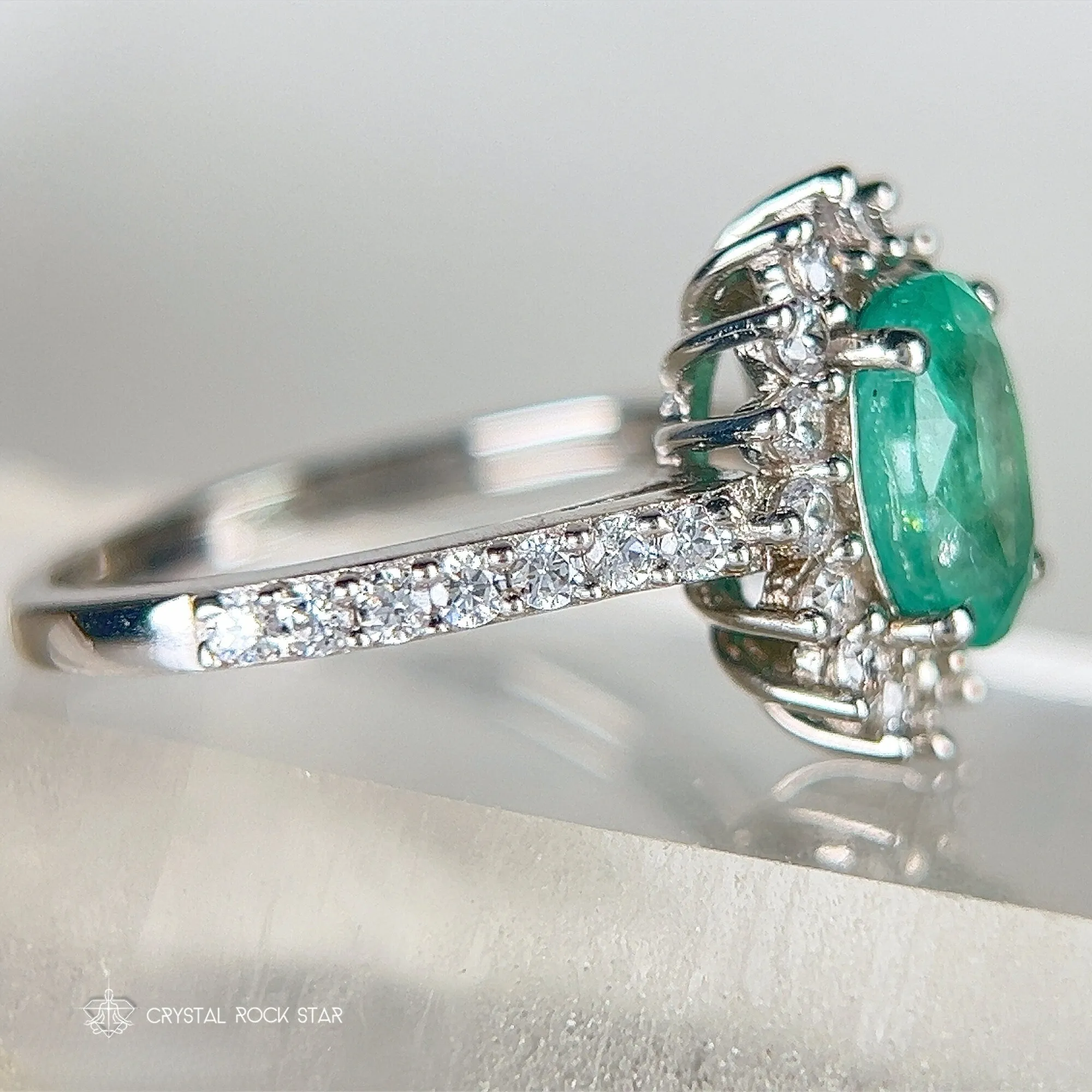 Columbian Emerald Star Halo Silver Ring Size 5