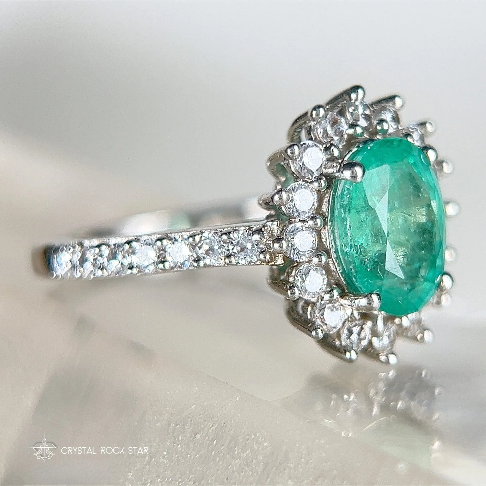 Columbian Emerald Star Halo Silver Ring Size 5