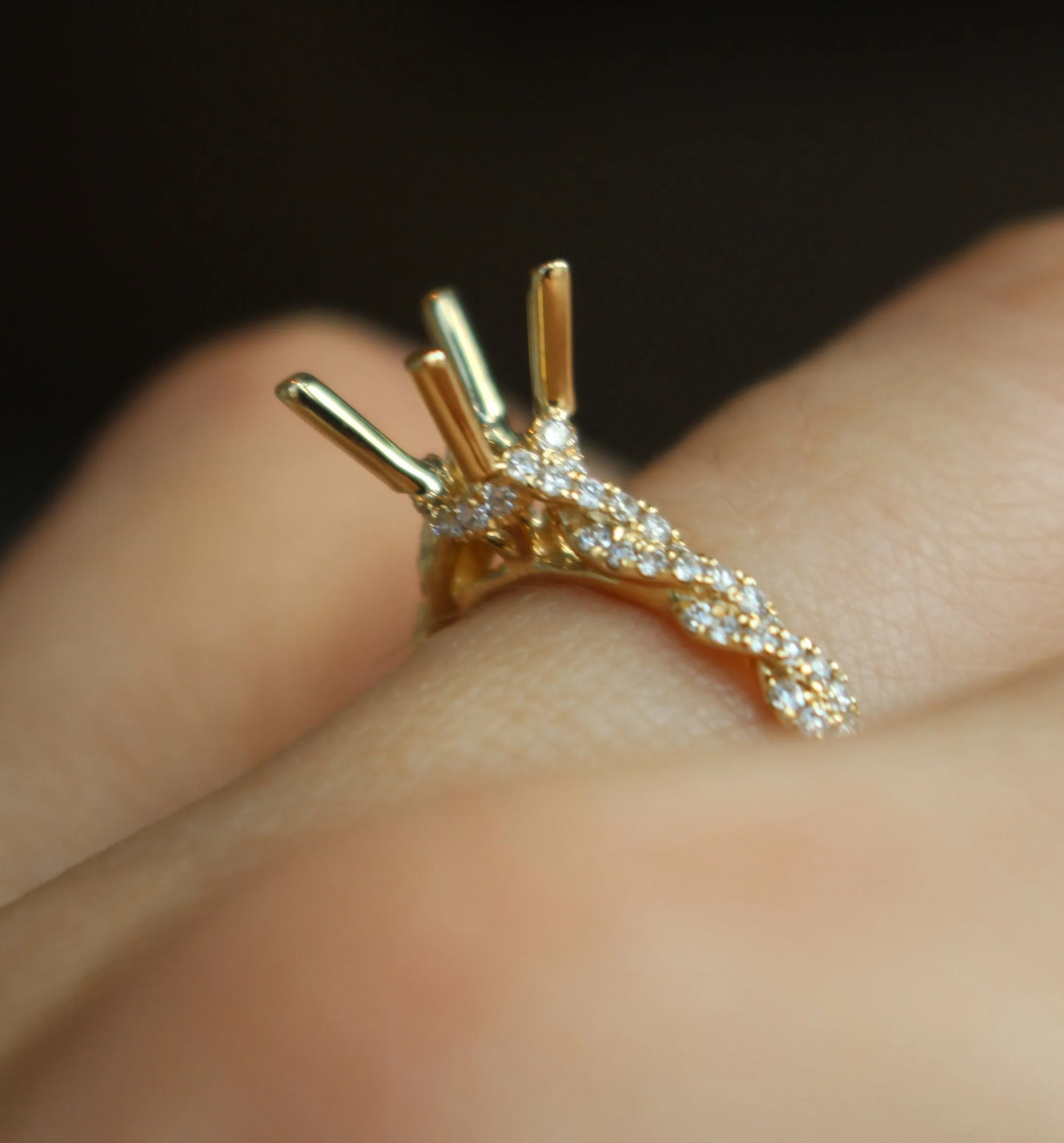 Diamondaire 14kt Yellow Gold Slim Twist Ring