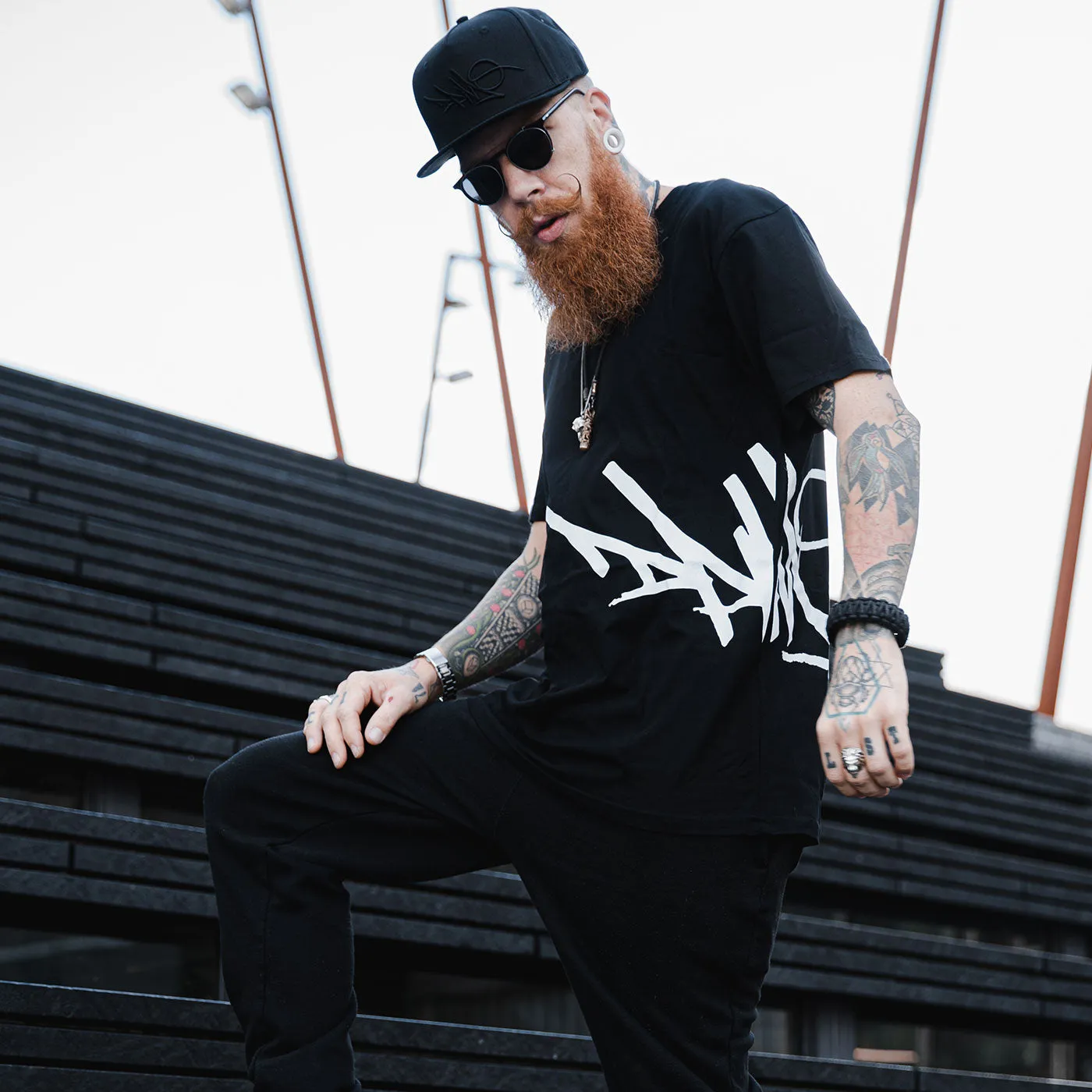 DPMO 'CLASSIC SIDE’ T-SHIRT