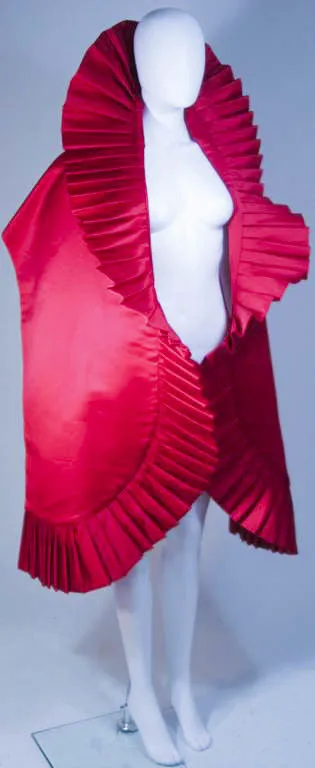 ELIZABETH MASON COUTURE PLEATS ME Red Silk Pleated Wrap