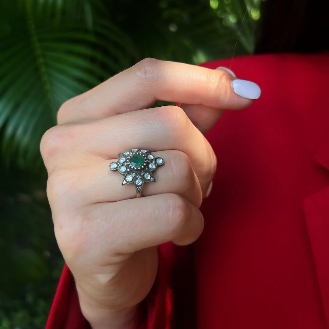 Emerald Star Ring