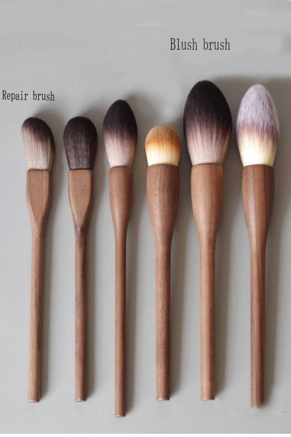 European Vintage Wood Loose Powder Makeup Brush Set