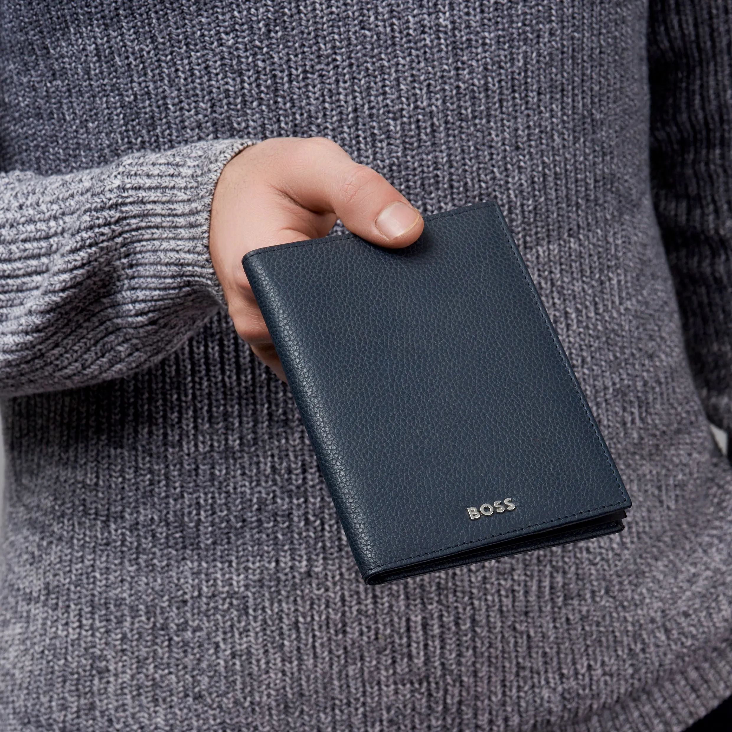 HUGO BOSS HLP416N-Passport holder Classic Grained Navy