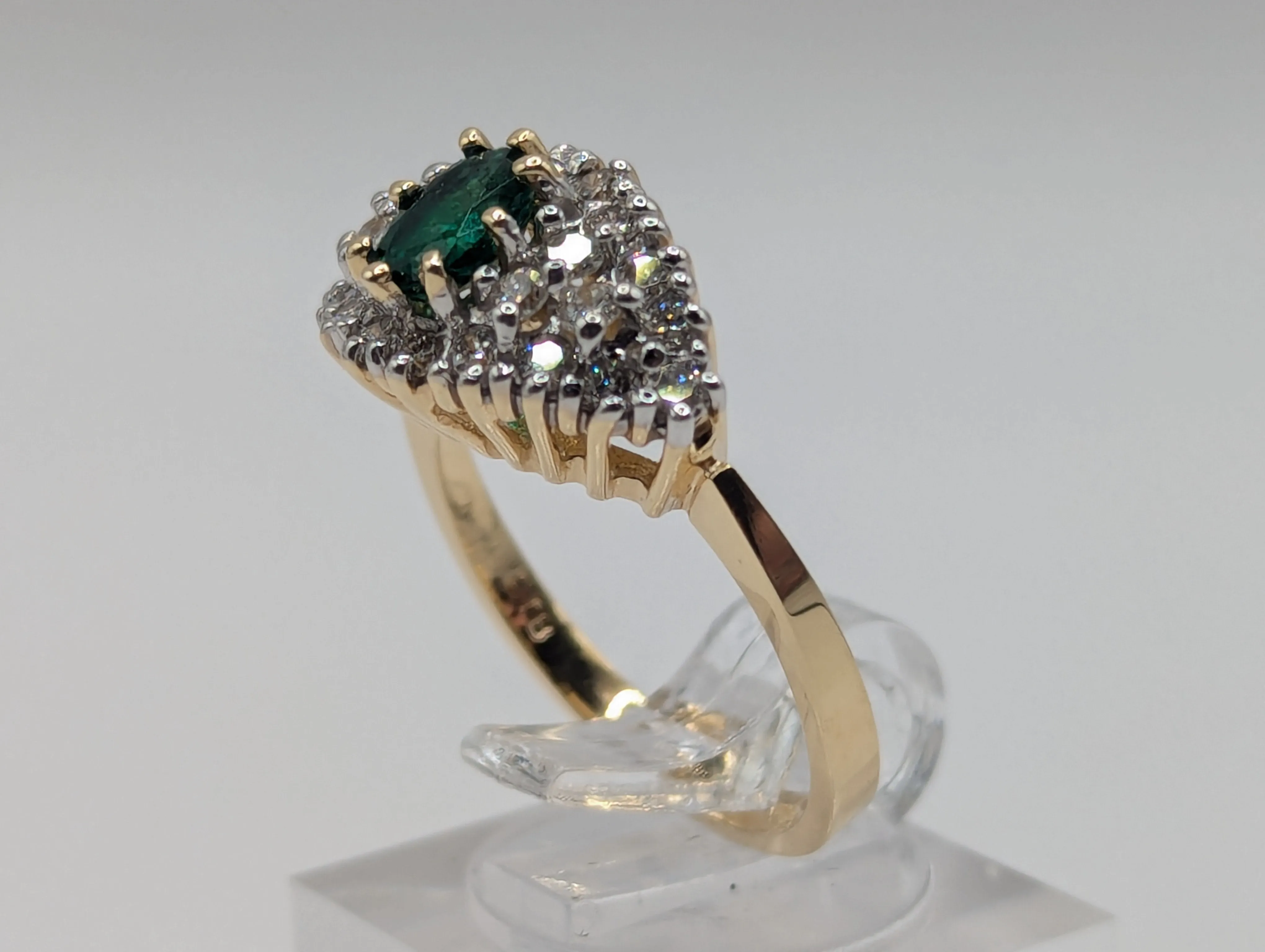 Ladies .48CT EMERALD & .54CT DIAMOND CLUSTER RING IN 14K YELLOW GOLD 4.3G, Sz. 6.5, New item #V21198