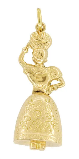 Moveable Brazilian Samba Tropicalismo Lady Dancer Charm in 18 Karat Yellow Gold