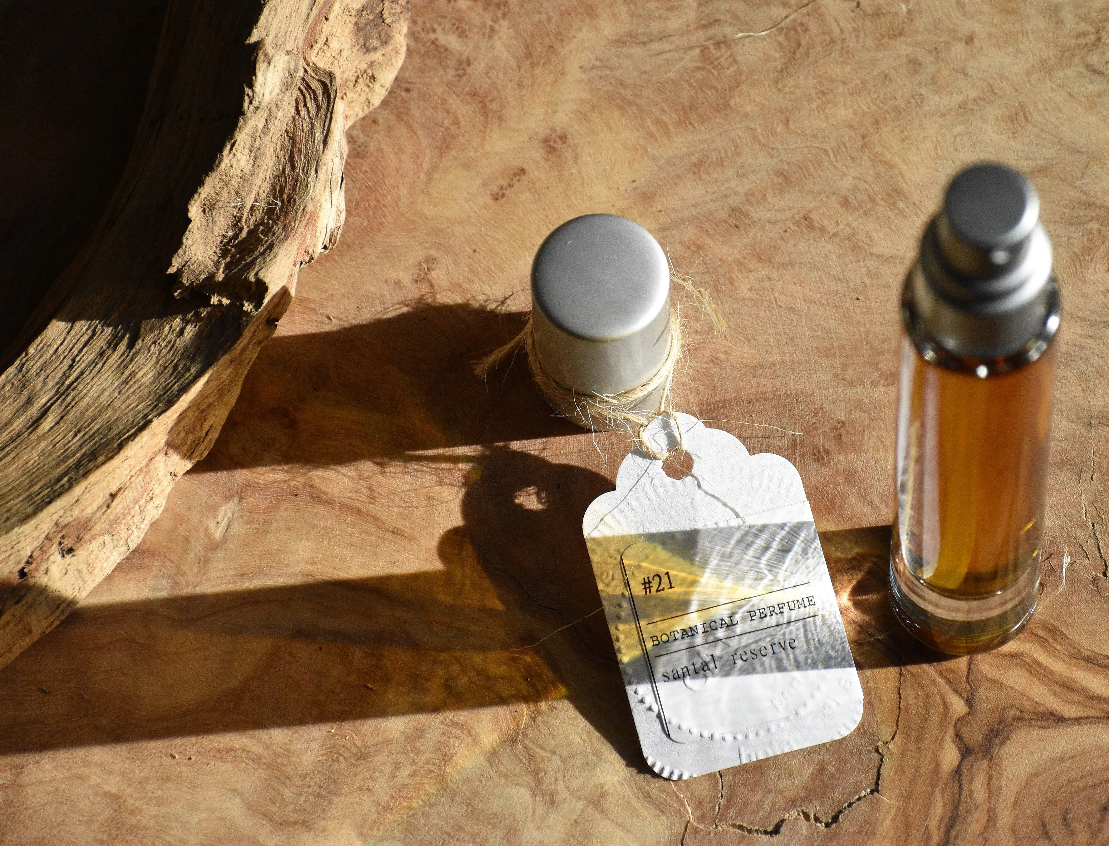 No. 21 SANTAL RESERVE - Natural Botanical Perfume -