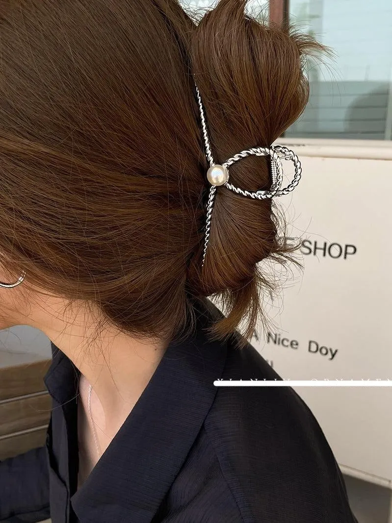 Pearl Metal Hair Claw Clip
