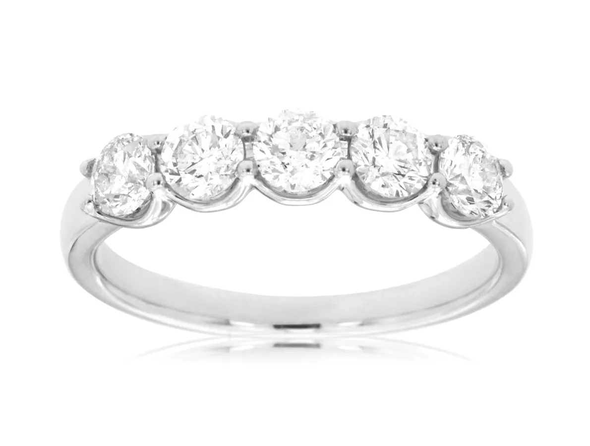 Round Diamond Shared Prong Wedding Band in 14k White Gold, 1.0cttw