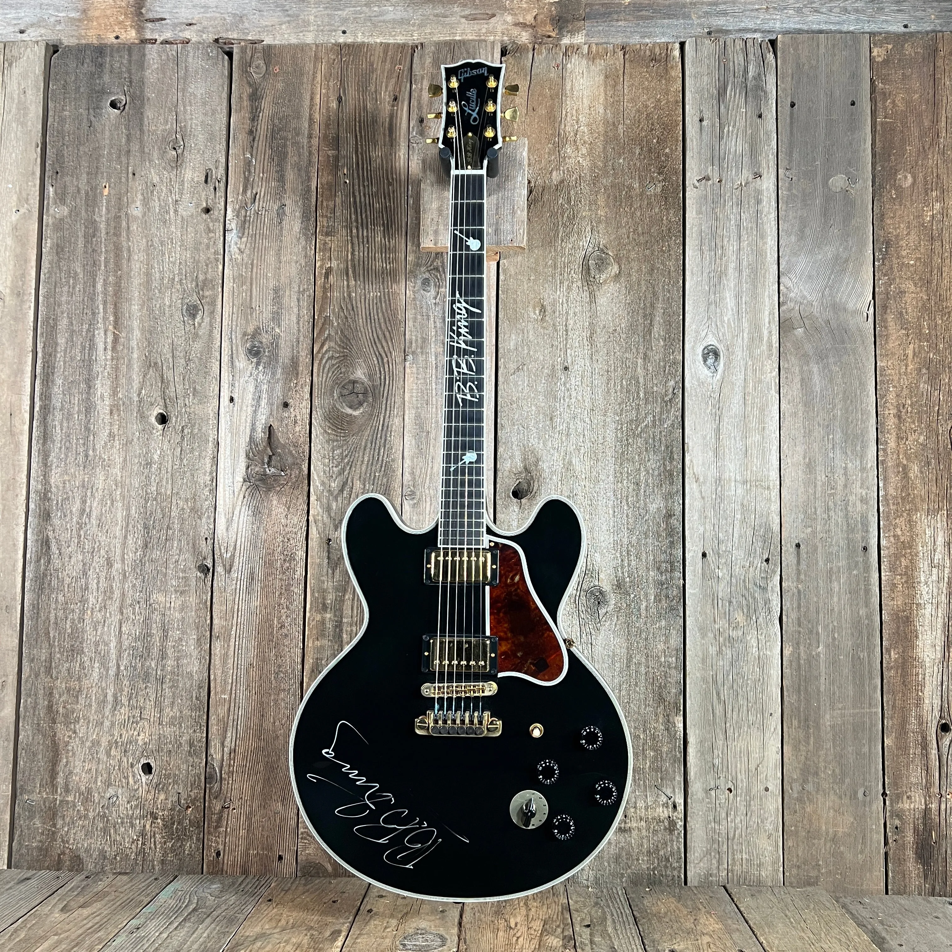SOLD - Gibson Signed Lucille Signature Rare Edition BB King Signature w/ inlaid signature 2001 Black