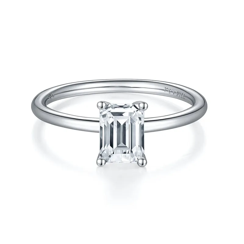 Solitaire 1.0ct Emerald Cut Moissanite Ring