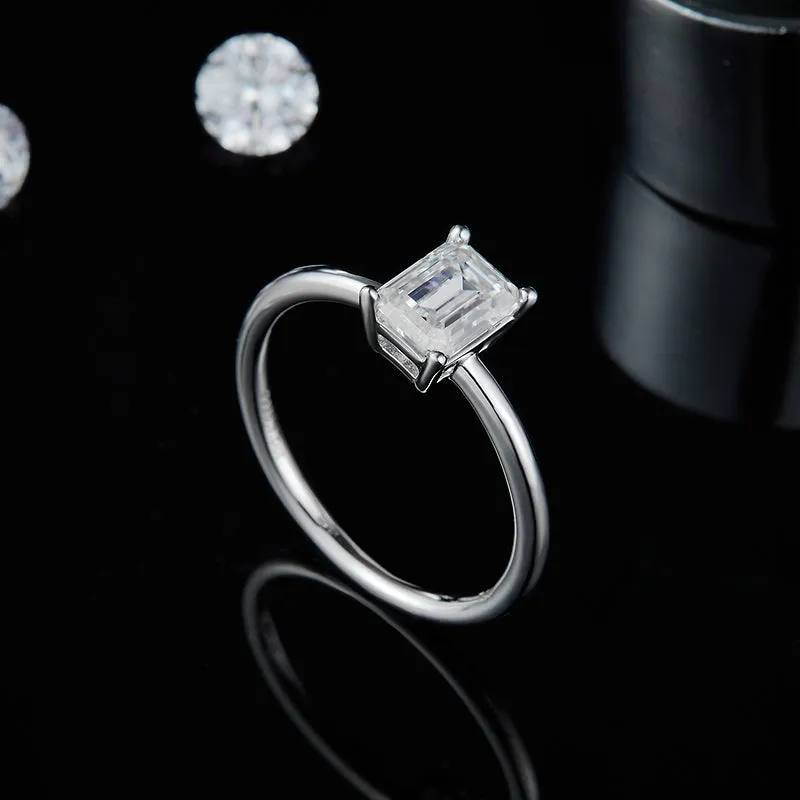 Solitaire 1.0ct Emerald Cut Moissanite Ring
