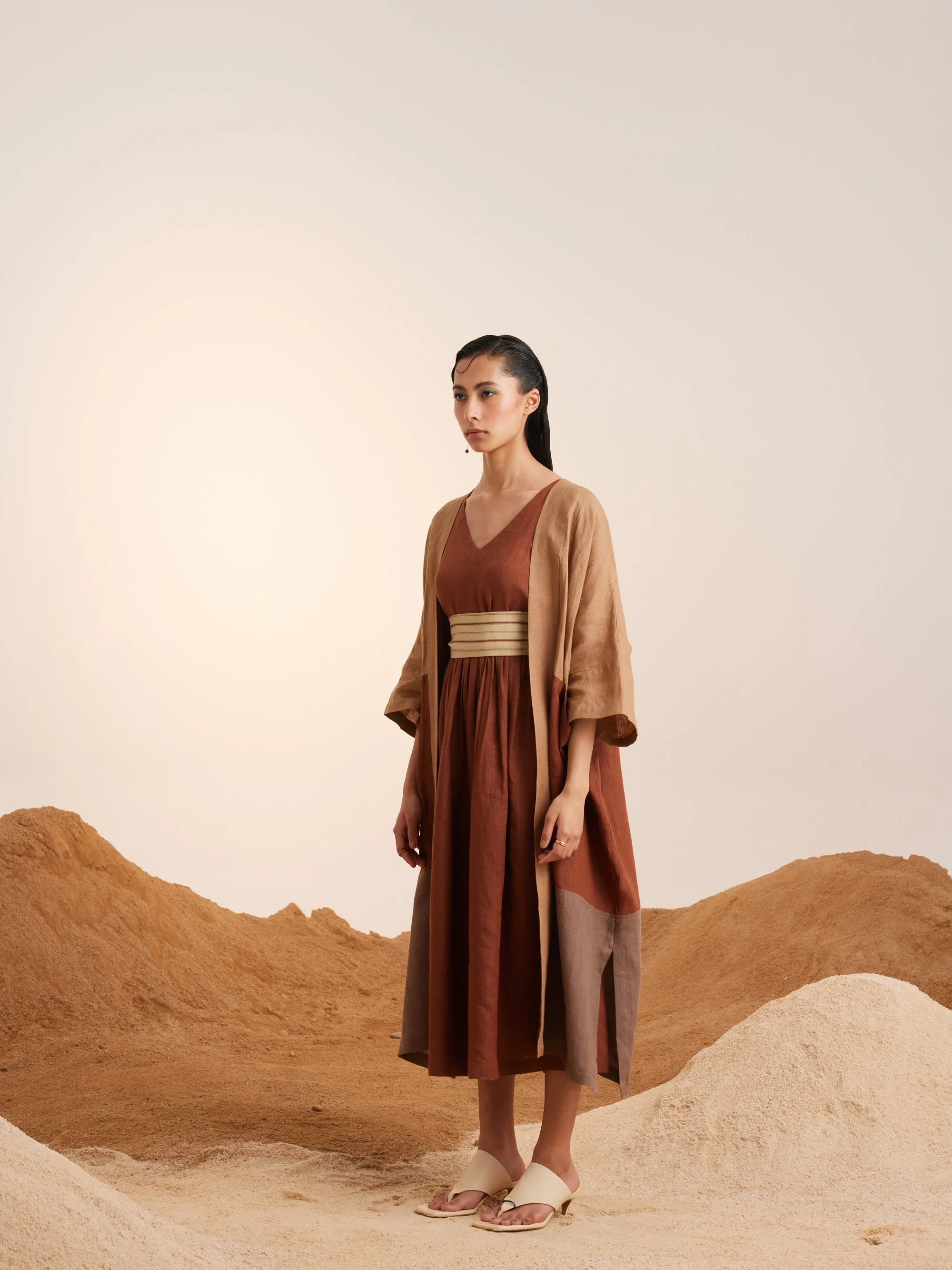 Summer Cape Overlay Freya-Linen-Sand-Rust-Ash-Ss25-Fc-Sra-Cord