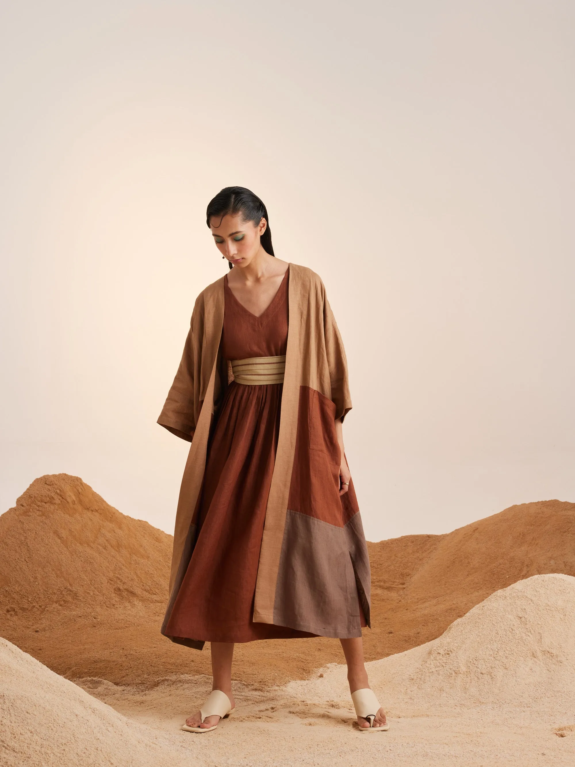 Summer Cape Overlay Freya-Linen-Sand-Rust-Ash-Ss25-Fc-Sra-Cord