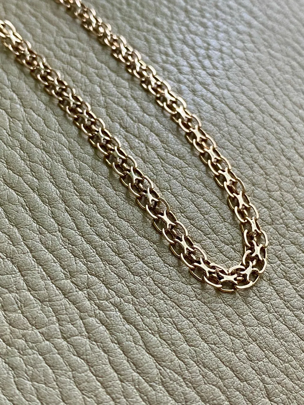 Swedish gold necklace - Graduated star link in solid 14k gold - 18.5 inch length
