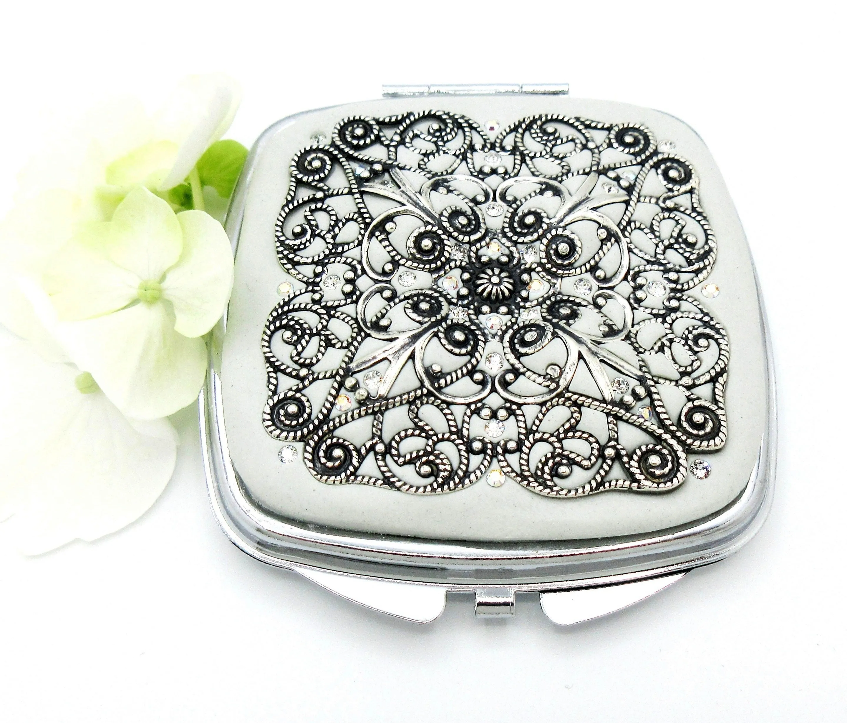 To the Edge Filigree Compact Mirror