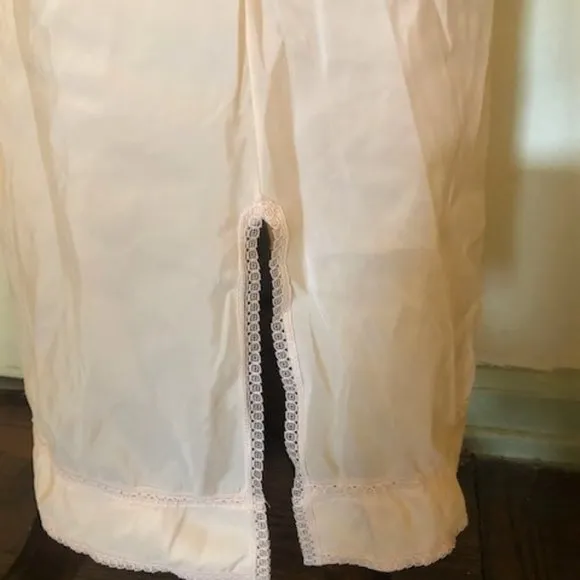 Vintage Opera Beige Taffeta Long Half Slip