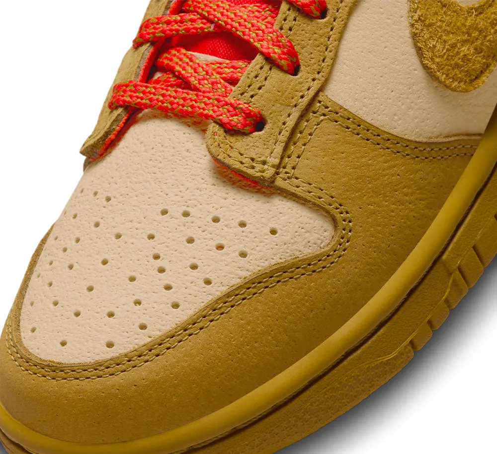 WOMENS NIKE DUNK LOW